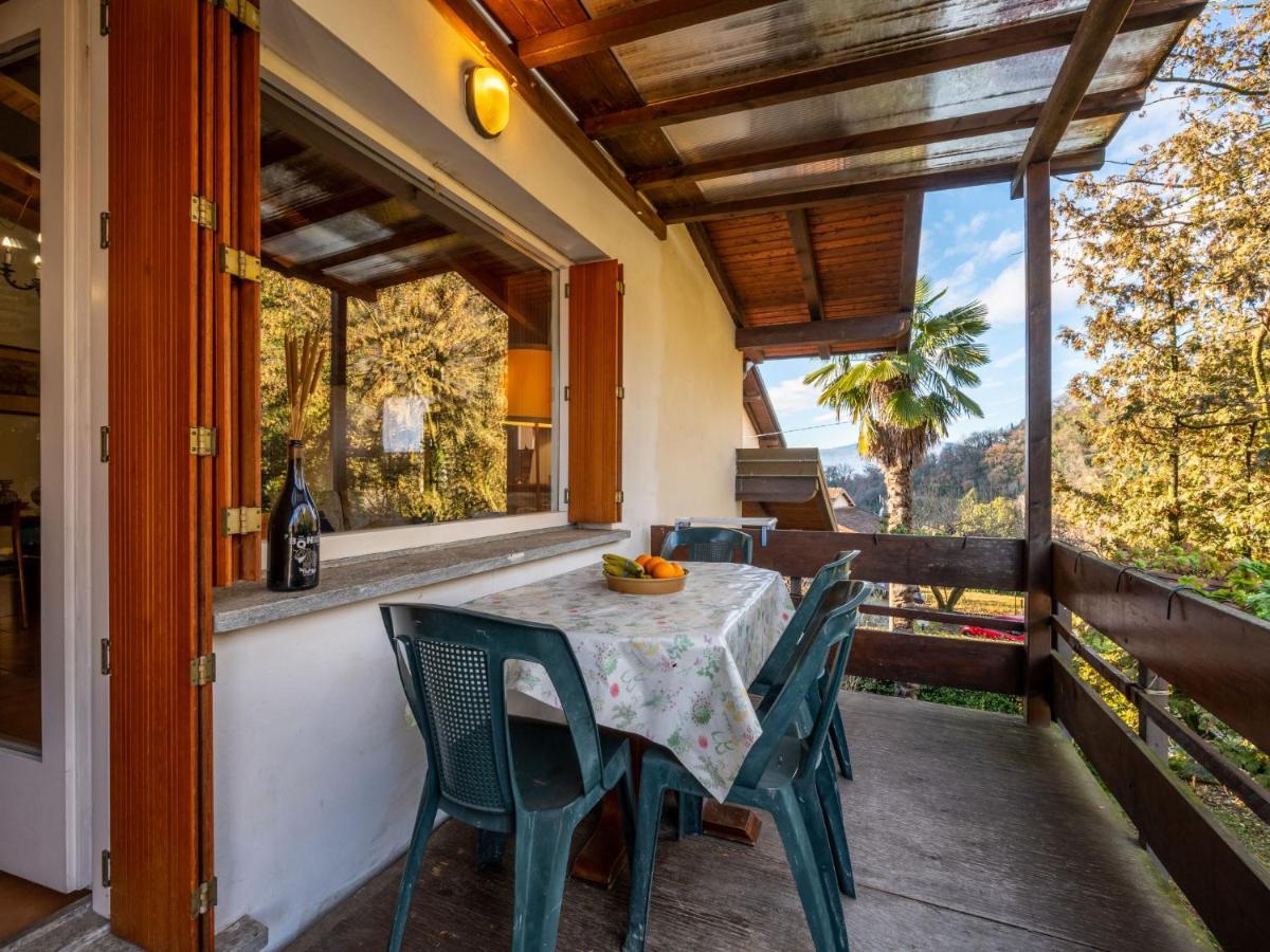 Apartment Il Faro By Interhome Castelveccana Εξωτερικό φωτογραφία